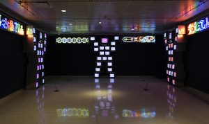 Sky Harbor introduces large robot sculptures to Terminal 4