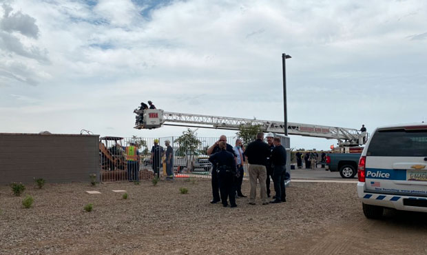 (Twitter Photo/@PhoenixPolice)...
