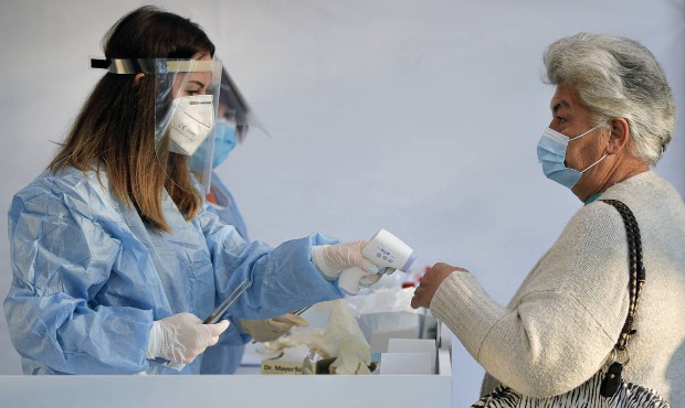 ( AP Photo/Vadim Ghirda)...