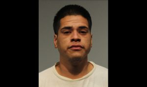 Phoenix man arrested for stealing truck with child inside at gas station