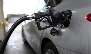 Arizona gas prices drop heading into Thanksgiving holiday weekend