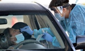 Arizona health boss expects COVID-19 surge to continue after Thanksgiving