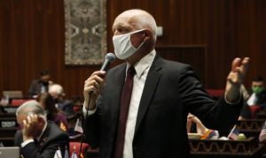 Arizona House to reconvene Monday to try and push through budget