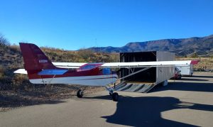Suspects break into Arizona airport, steal airplane