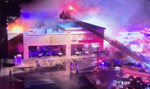 Mesa restaurant and bar closed after New Year's Eve fire