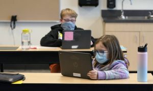 Hoffman prefers distance learning in Arizona while virus spread is high