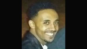 Phoenix police looking for suspects in 2015 Christmas Eve killing