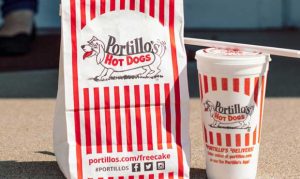 Portillo's hot dogs to open Glendale location at end of April