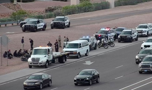 (Arizona Department of Transportation Traffic Camera via Twitter/@Arizona_DPS)...
