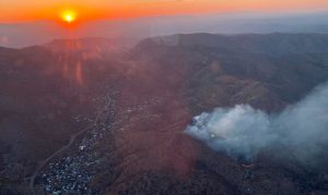 Bisbee evacuation orders lifted after wildfire brought under control