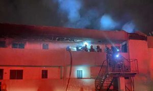 Phoenix apartment fire sends 24 from their homes overnight