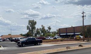 Woman who allegedly shot at Peoria police after breaking into cars arrested