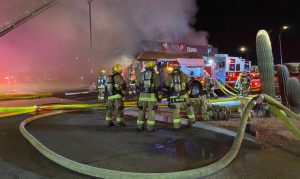 5 escape fire at fast-food restaurant in north Phoenix