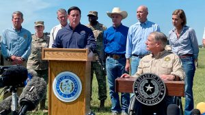 Arizona's Doug Ducey joins GOP governors in Texas to propose border plan