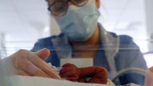Ducey allots $400K to provide newborn ICUs with CPR training kits