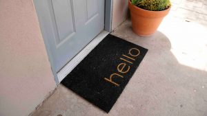 Airbnb names Phoenix family as top new hosts in Arizona
