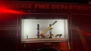 Phoenix family escapes early-morning apartment fire; 11 displaced
