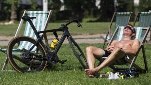 Phoenix hits 80 degrees for most days in November history