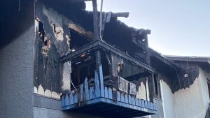 Early-morning fire does heavy damage to Phoenix apartment