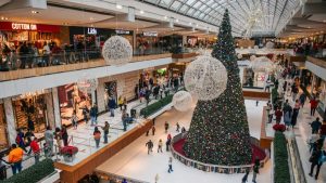 Arizona shoppers opening their wallets as holidays approach, business executive says