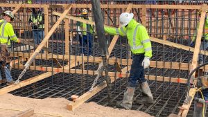 Crews pour 2,000 tons of concrete for I-10 Broadway Curve project in metro Phoenix