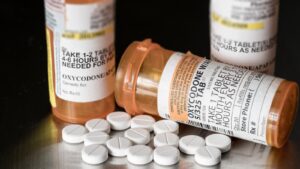 Arizona to receive $542M from J&J, drug distributors in milestone opioid settlement
