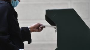 Arizona voters to decide on additional identification requirements for mail-in ballots