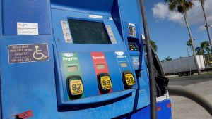 Arizonans could soon see prices at pump climb above $4, gas expert says