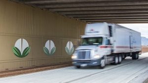 Over 400 former inmates complete trucking program in Arizona