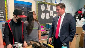 Ducey appoints 2 to Arizona Board of Regents, 7 to State Board of Education