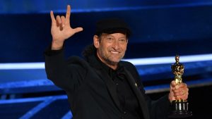 Mesa native Troy Kotsur becomes 2nd deaf actor to win an Oscar