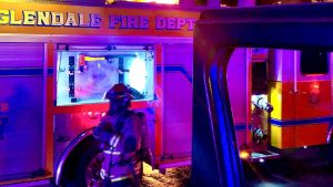 Bystanders in Glendale rescue injured driver from burning vehicle