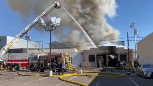 Building fire sends smoke billowing over downtown Phoenix