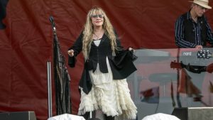 Rock Hall of Famer Stevie Nicks to bring tour to Phoenix in October