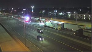 Teen killed, 5 people hospitalized after crash on I-17 in Phoenix 