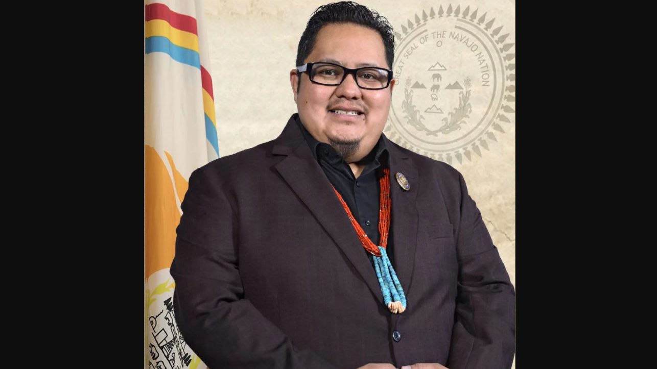 (Navajo Nation Council Photo)...
