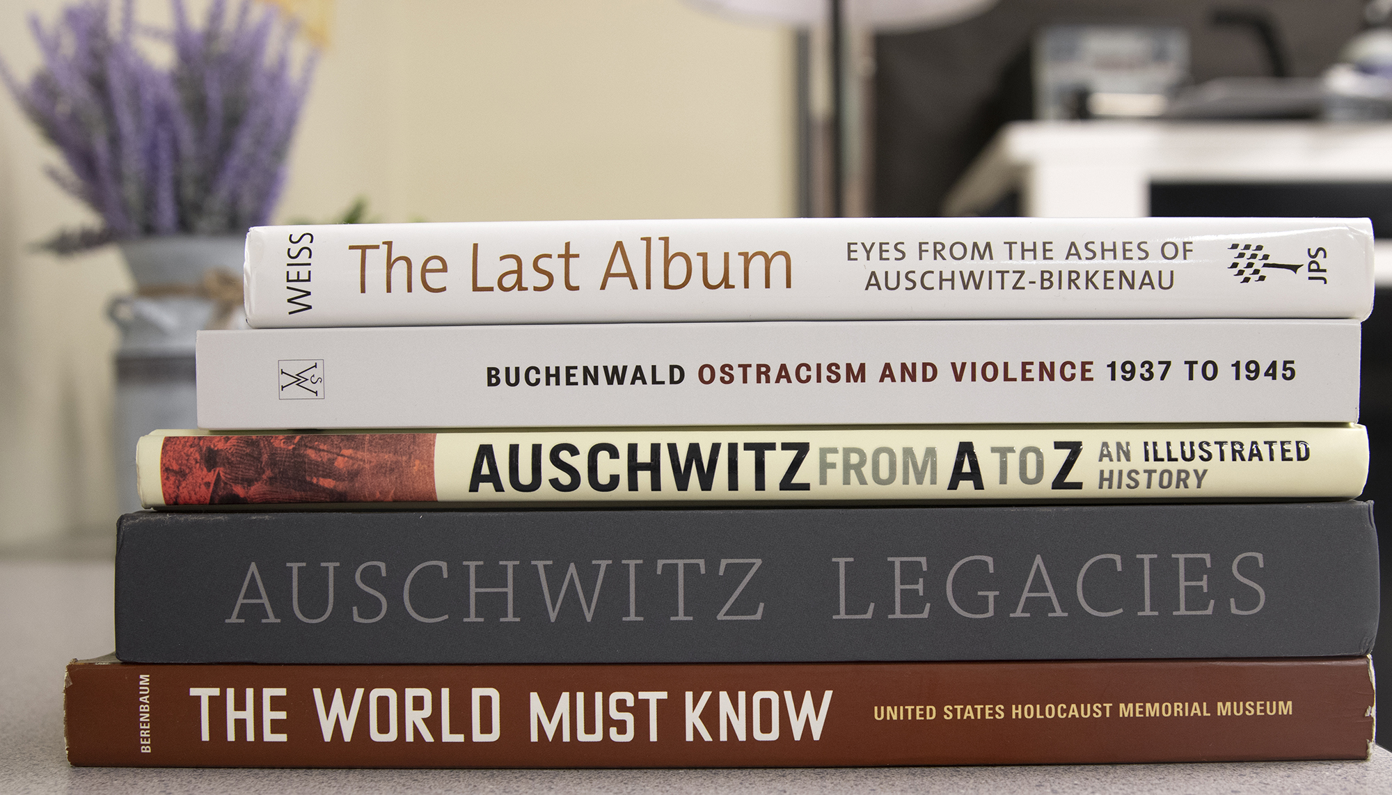 When Amanda Johnson was visiting the Auschwitz-Birkenau concentration camp in Poland, she didn’t ...