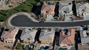 Here's what Valley economists say about possible Phoenix housing market plunge