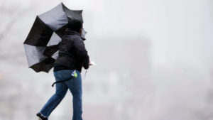 Powerful storm sweeps across Arizona, takes out power and cancels flights
