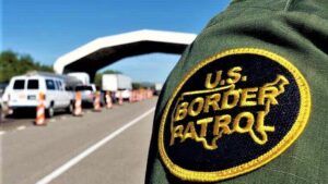 Man pleads guilty to assaulting 2 Border Patrol agents in Arizona in 2022