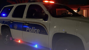 Phoenix police officer shoots man attacking him near 27th Avenue and McDowell Road