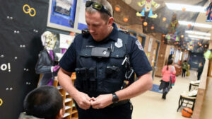 Phoenix Union committee to recommend return of school resource officers