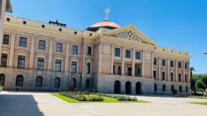 Arizona Democratic leaders pan budget plan for lack of school voucher cap