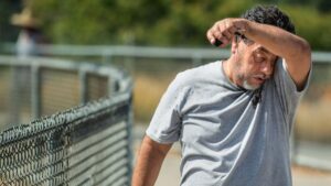 Phoenix sets daily heat record, inches closer to first 100-degree day of year