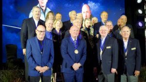 Mark Kelly inducted into U.S. Astronaut Hall of Fame
