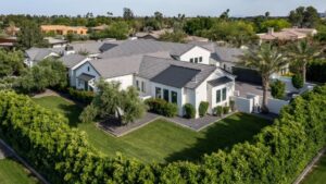 Former Phoenix Suns forward Mikal Bridges sells Paradise Valley home for $6.68 million