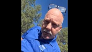 Man arrested after impersonating a police officer on Interstate 17
