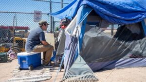 What do those experiencing homelessness in downtown Phoenix need?