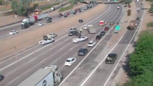 Interstate 10 backed up in Phoenix after rush hour crash