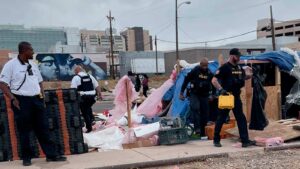 Phoenix creates specialty court for people experiencing homelessness